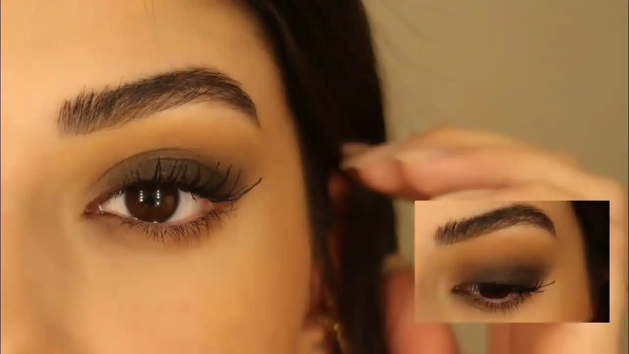 Güncel Smokey Eyes Teknikleri ve Trendleri ile Modern Makyaj Rehberi