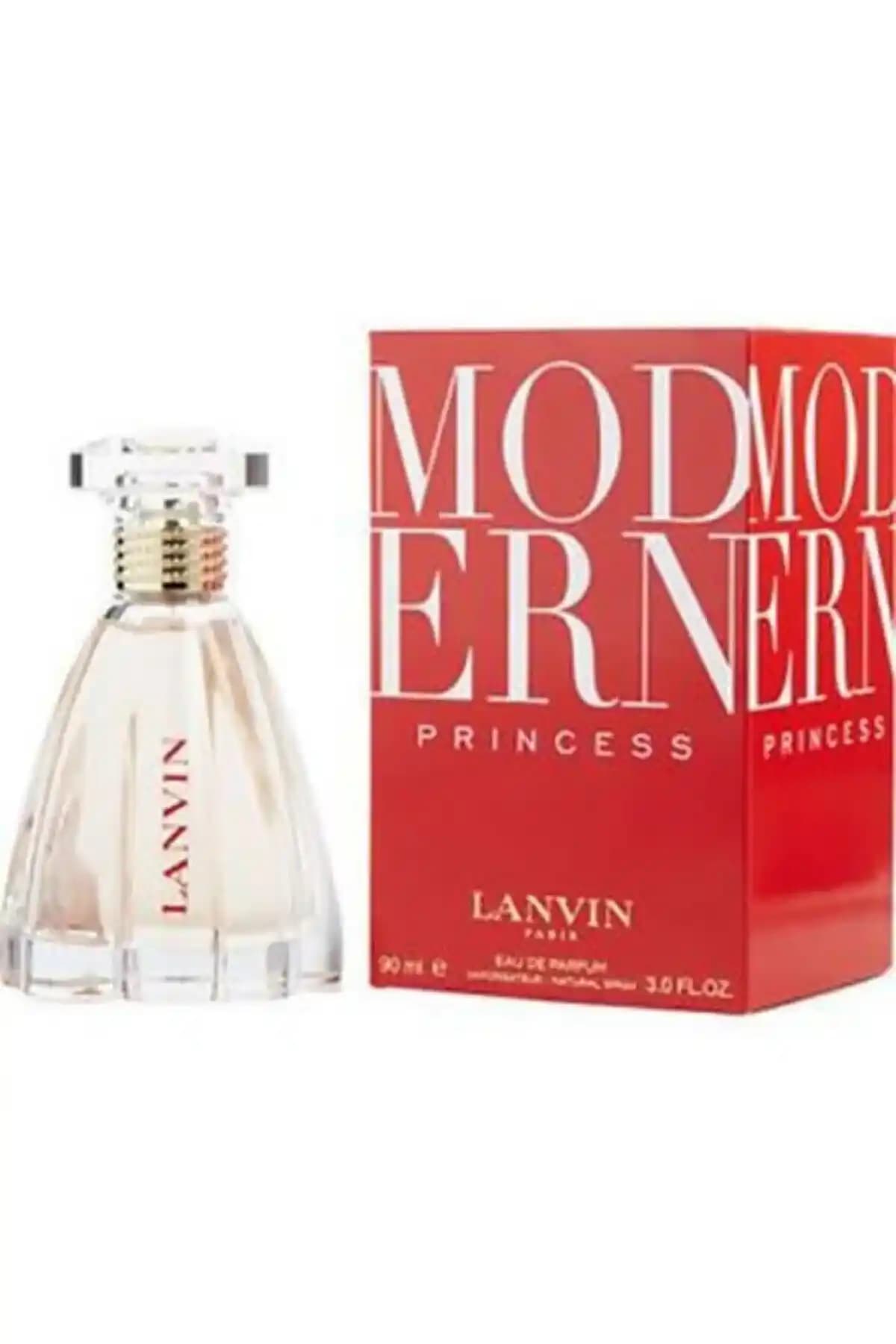 Kadınlar İçin Modern Tasarımlı 90 ml Gece Parfümleri: Estetik ve Fonksiyonellik