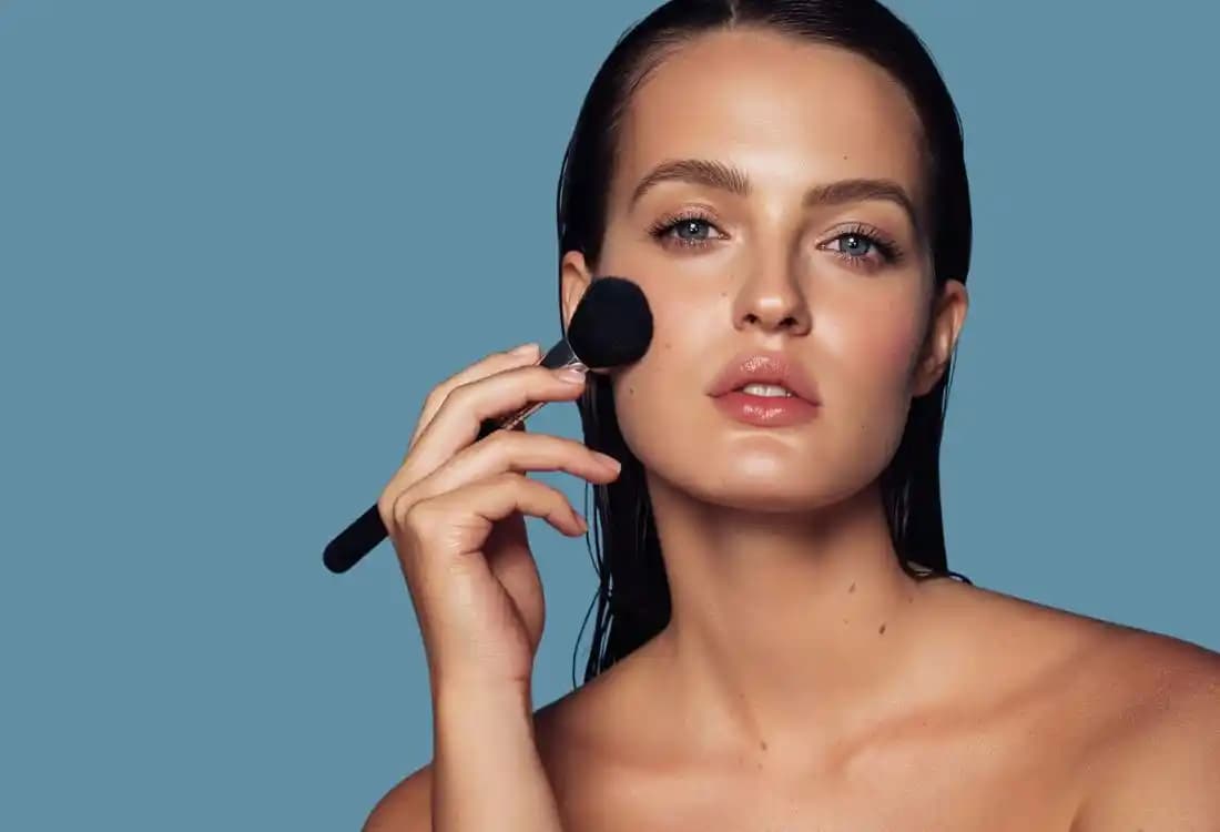 Lüks Kozmetik Ürünlerin Özellikleri ve Güncel Trendler Üzerine Kapsamlı Bir Analiz