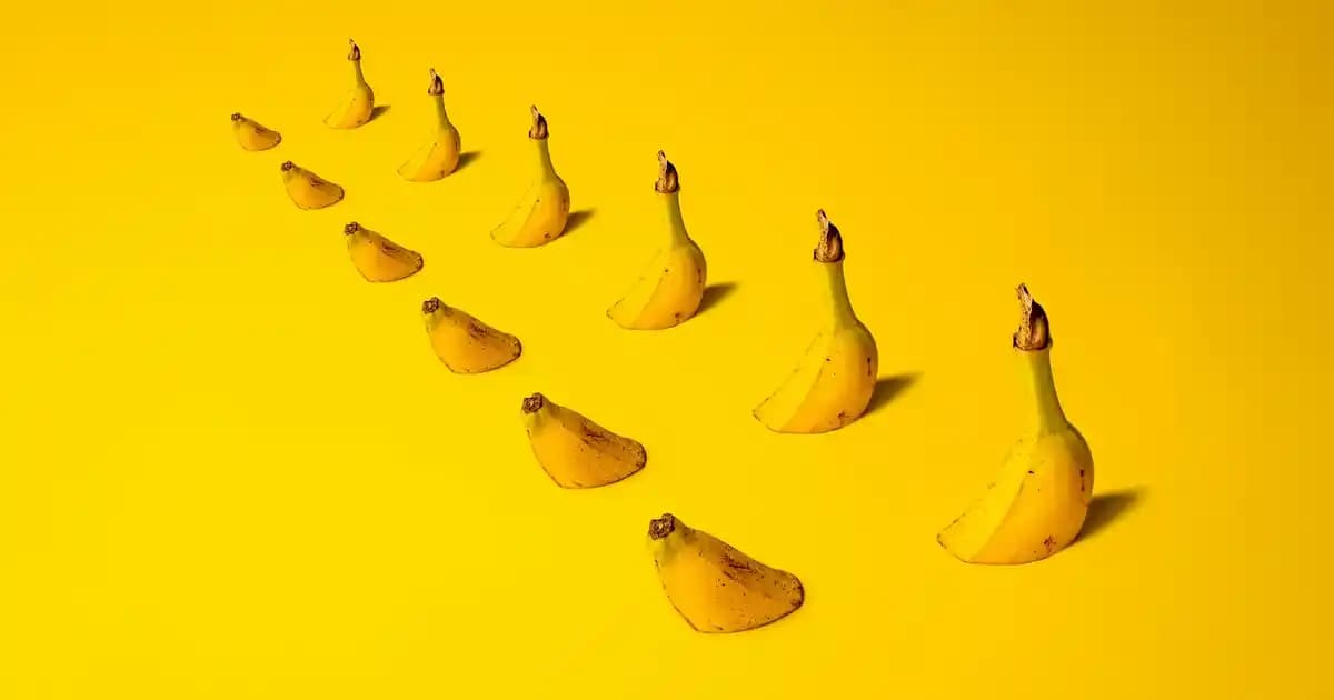 Avon Ultra Color Lip Gloss Rusty Luster ile Kalıcı ve Doğal Dudak Makyajı Deneyimi