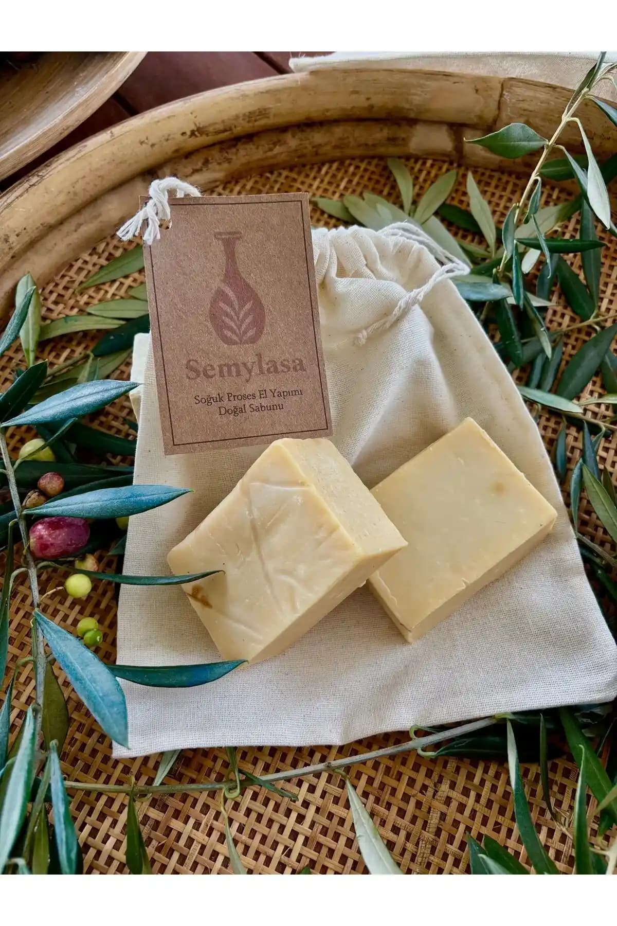 Doğal Cilt Sabunu Seçimi ve Kullanımı: Sağlıklı ve Güvenli Cilt Bakımı İpuçları