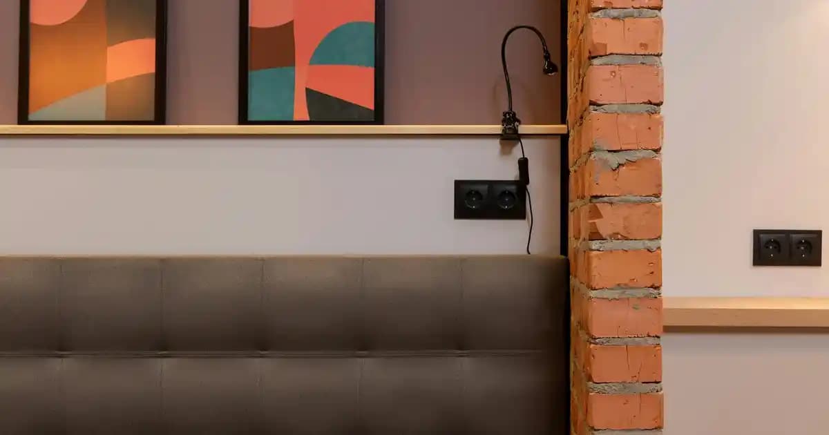 Ferah ve Tatlı Kokular: Body ve Saç Spreyleri ile Günlük Tazelik ve Kendine Güven