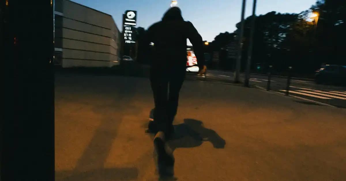 Hyaluronik Asit ile Saç Bakımında Nem Tutma ve Güçlendirme Rehberi