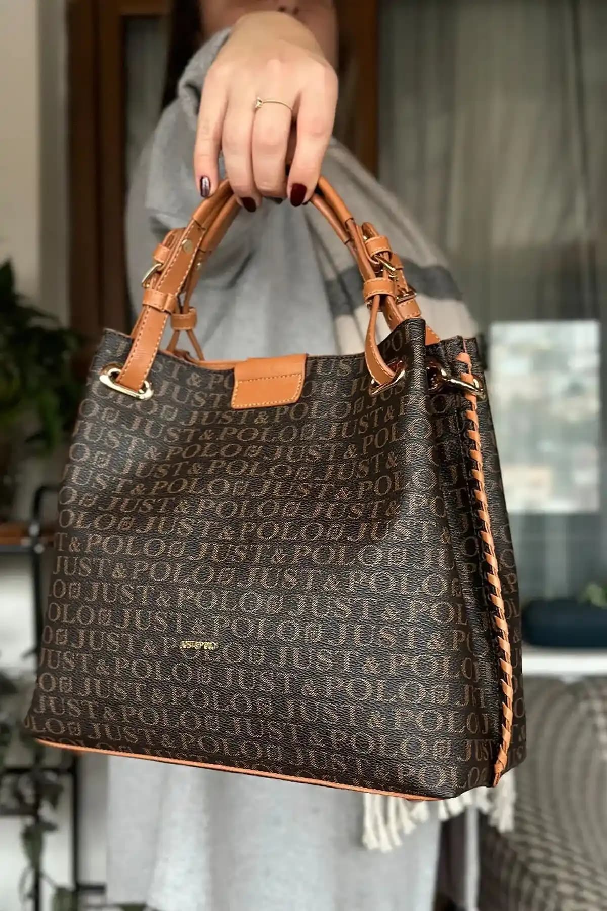 Just Polo Kadın Çanta Modelleri Fonksiyonellik ve Tasarımın Birleşimi