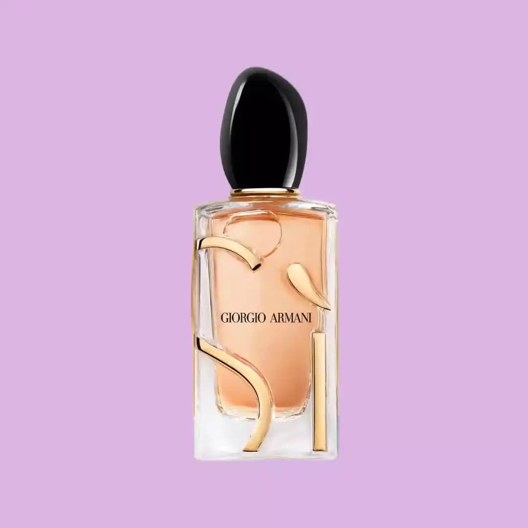 Kadınlar İçin Kalıcı Parfüm Rehberi: Uzun Süre Etkili ve Çekici Koku Seçenekleri