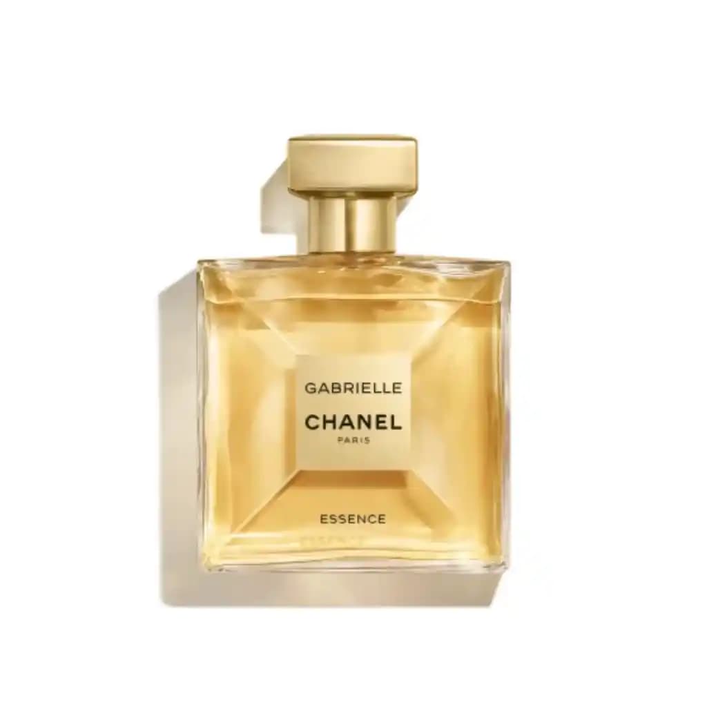 Kadınlar İçin Parfüm Seçimi ve Zarafet İfadesi Üzerine Kapsamlı Rehber