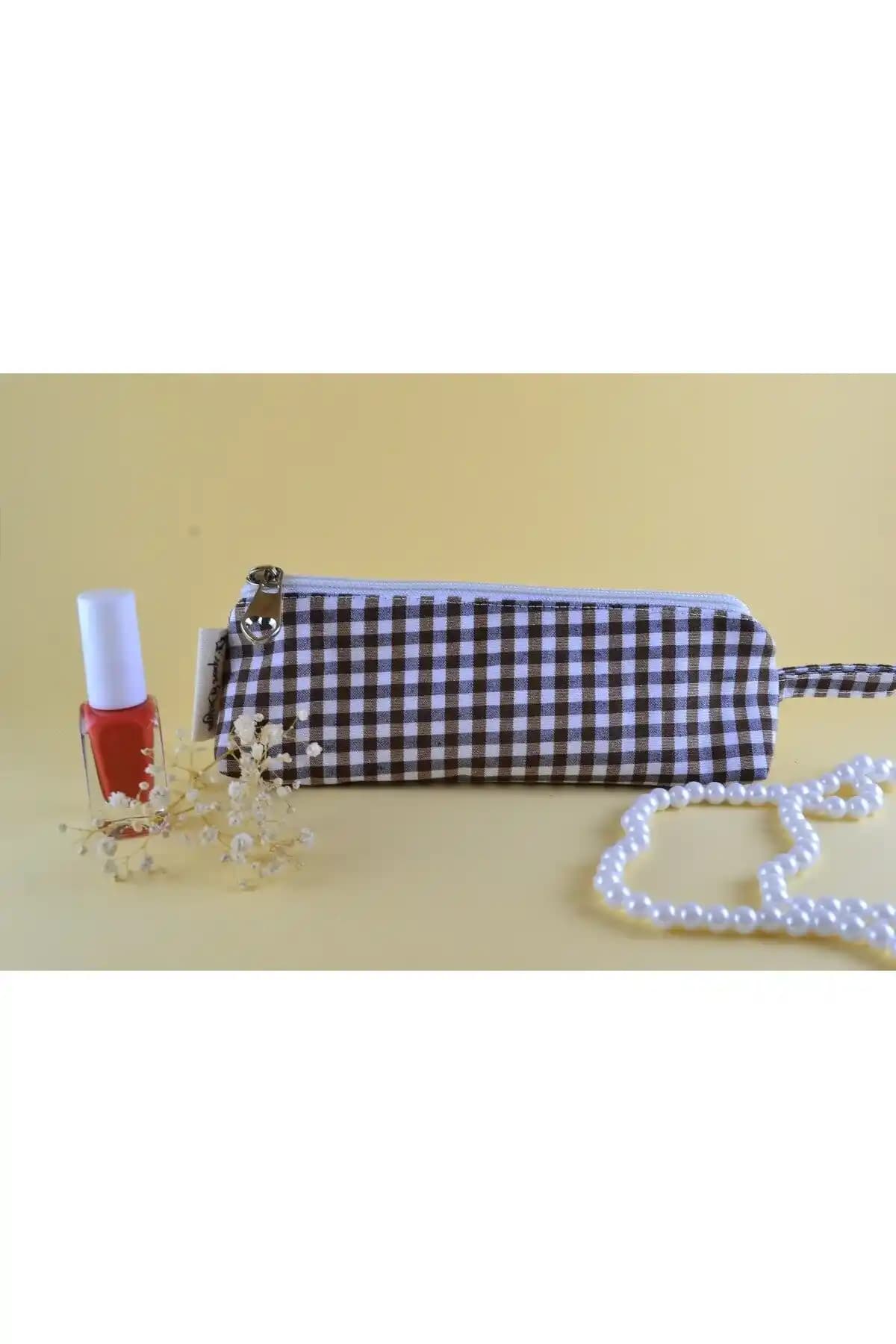 Makyaj Çantası ve Kalemlik Tasarımında Güncel Trendler ve Pratik Öneriler