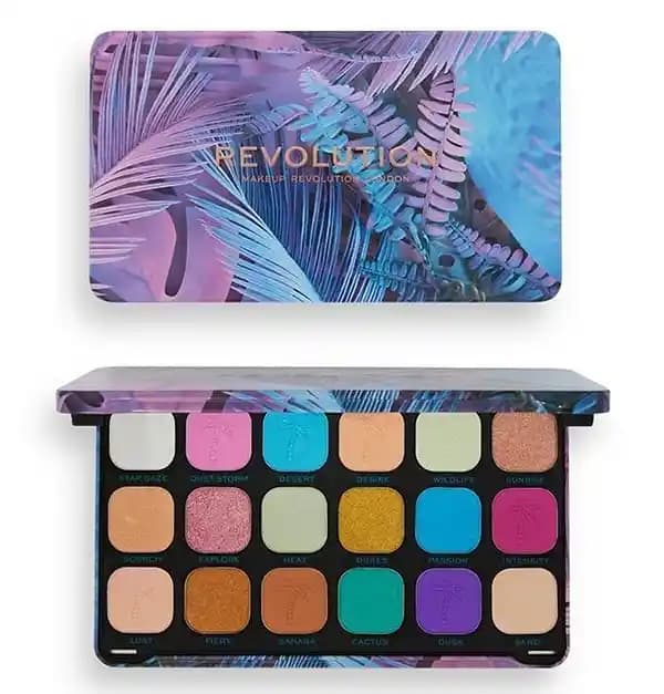 Maybelline ve Revolution Göz Farı Paletleri Karşılaştırması: Özellikler ve Kullanım İpuçları