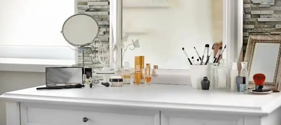 Pratik Makyaj Düzenleme Çözümleri: Günlük Hayatta Hızlı ve Etkili Teknikler