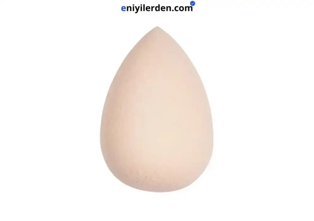 Profesyonel Makyajda Makyaj Süngeri Seçimi ve Kullanım İpuçları