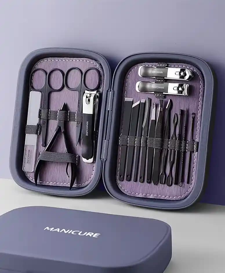 Profesyonel Manikür Setleri: Kalite ve Seçim Kriterleri Hakkında Detaylı Rehber