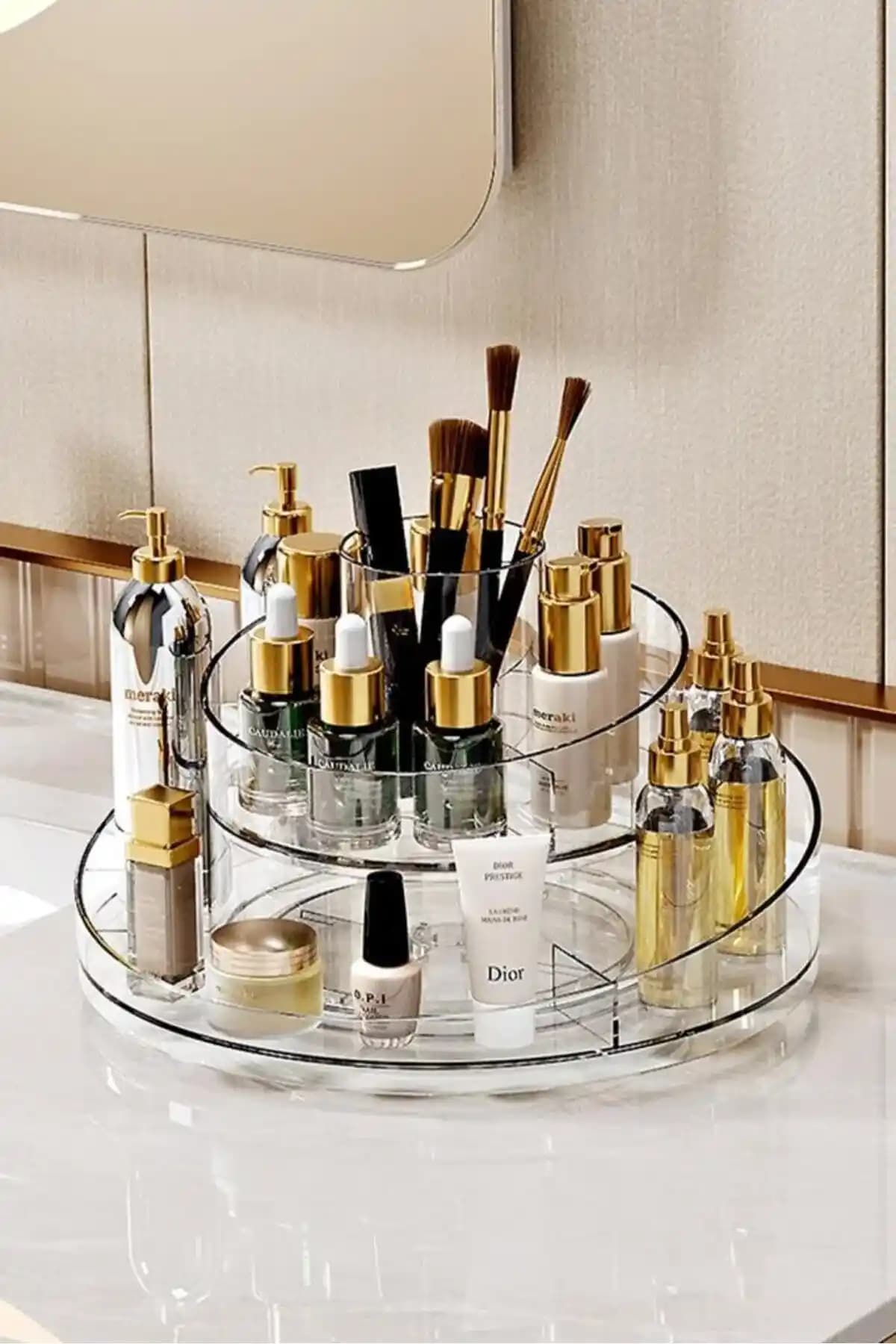 Şık ve Pratik Makyaj Organizerleri ile Günlük Makyaj Rutininizi Kolaylaştırın