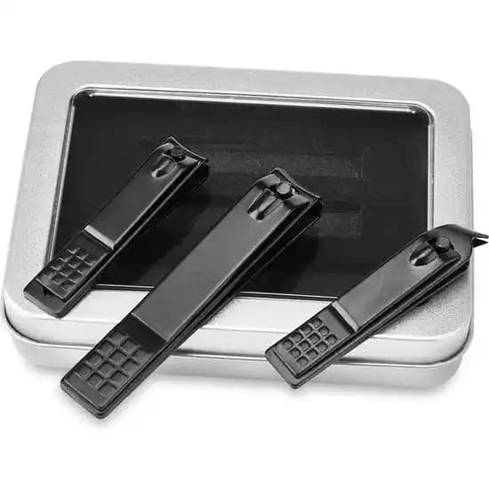 Siyah ve Yüksek Kaliteli Profesyonel Manikür Ürünleri ile Estetik ve Dayanıklılık