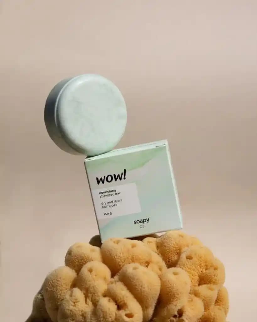 Sürdürülebilir Katı Şampuanlar: Doğa Dostu ve Saç Sağlığını Destekleyen Çözümler