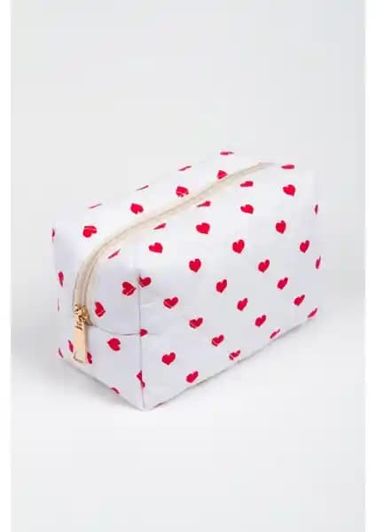 Makyaj Çantası ve Organizerleri Karşılaştırması: Hangi Ürün İhtiyaçlarınızı En İyi Şekilde Karşılar