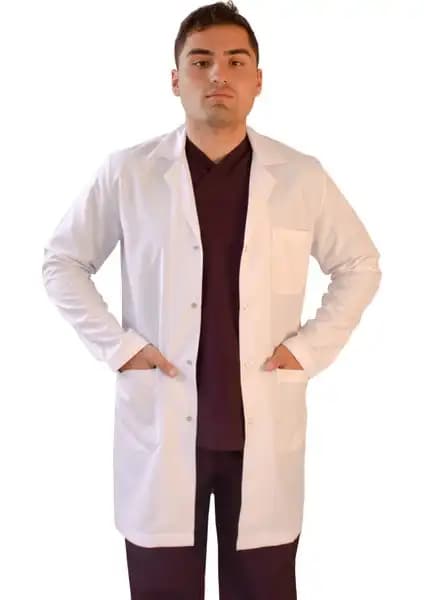 Safa Forma ve Vayvaylı Gömlek Yaka Erkek Doktor Önlükleri Karşılaştırması 2