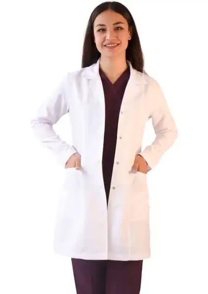 Safa Forma ve Vayvaylı Gömlek Yaka Kadın Doktor Laboratuvar Önlükleri Karşılaştırması 2