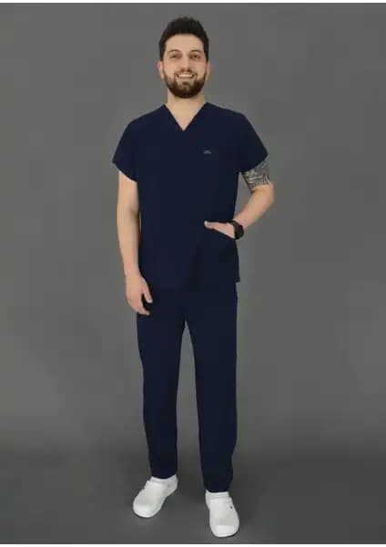 Sağlık Sektörü İçin Hemşire ve Doktor Forması Karşılaştırması ve En İyi Seçenekler 2