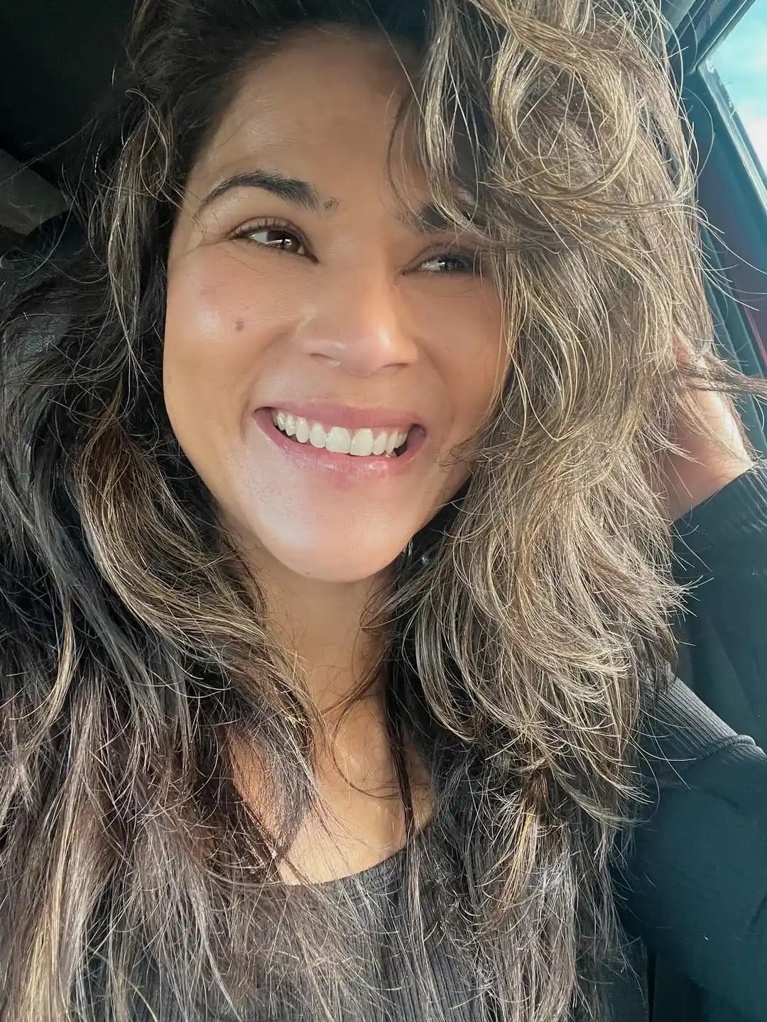 40’lı Yaşlarda Cilt Bakımı: Etkili Rutinler, Genetik ve Yaşam Tarzının Rolü