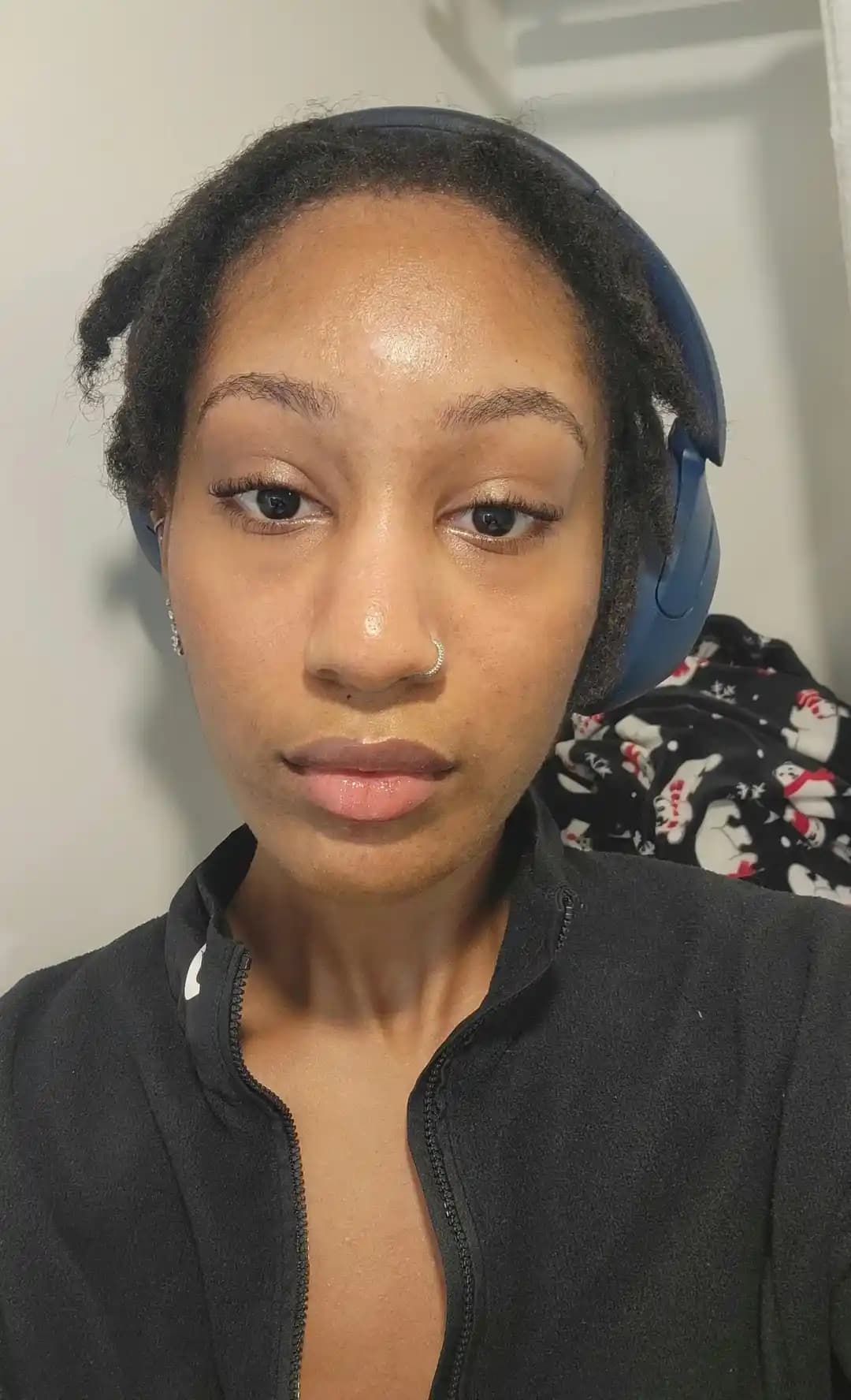 İnce ve Kalın Kaşlar: Yüz Hatlarına Uygun Kaş Kalınlığı Seçimi ve Estetik Etkileri