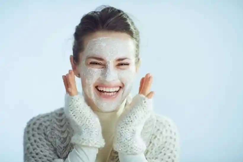 Kış Aylarında Kore Nemlendirici ve Güneş Koruyucu Ürünlerle Cilt Bakımı Rehberi