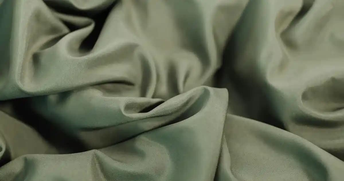 Loreal Ever Pure Simply Clean Elastic Fiber Masque: Saç Bakımında Etkili İçeriklerin Rolü