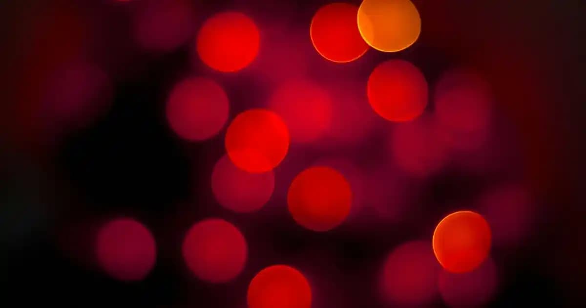 2025'te Cildinizde Devrim Yaratacak Garnier AHA + BHA Serumun 5 Sırrı