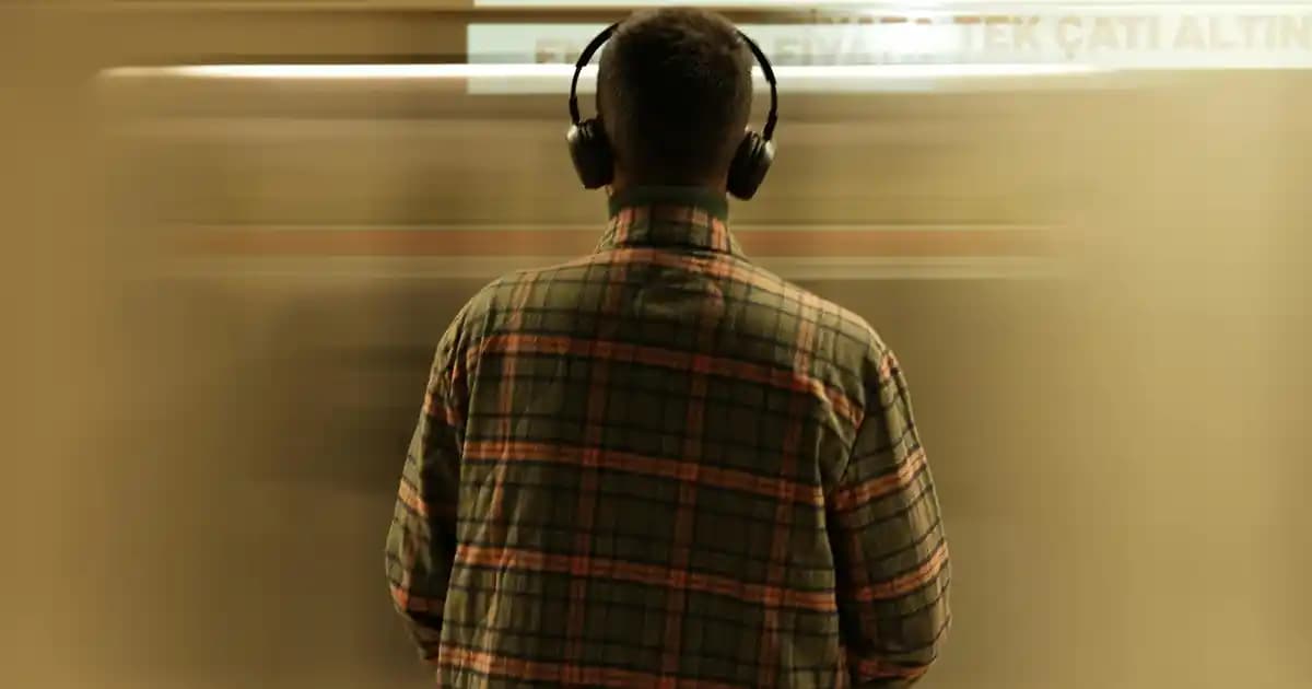 2025'te Güneş Korumasında Devrim: La Roche-Posay Anthelios'un 5 Sırrı