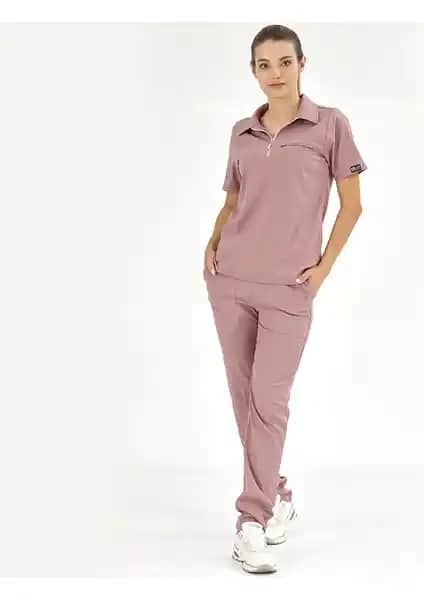 Sağlık Çalışanları İçin Çizgi Medikal ve Pozitif Üniforma Karşılaştırması