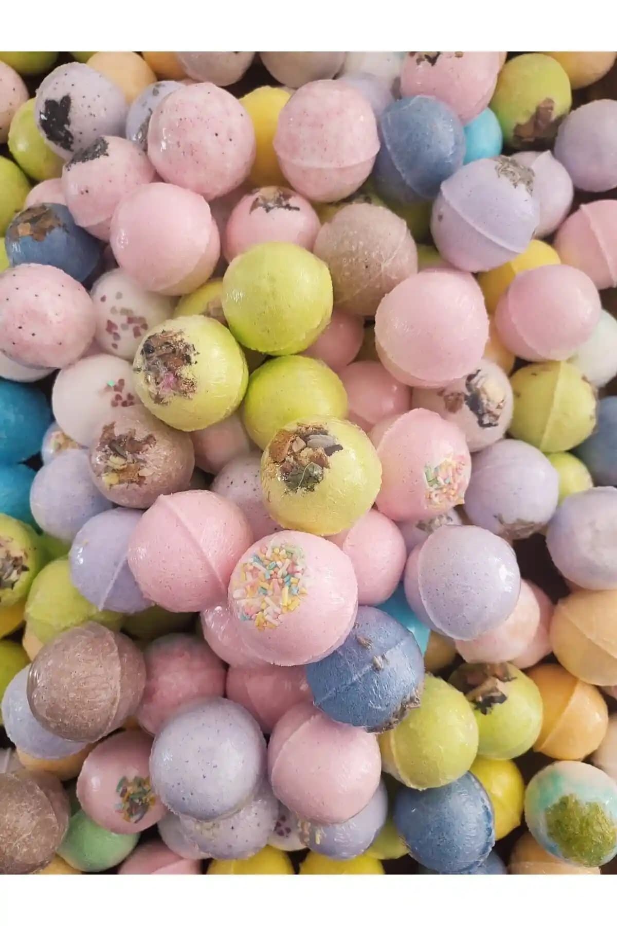 50 Adet Karışık Kokulu Nem Bombası ile Güzellik ve Bakım Deneyimini Yeniden Tanımlayın