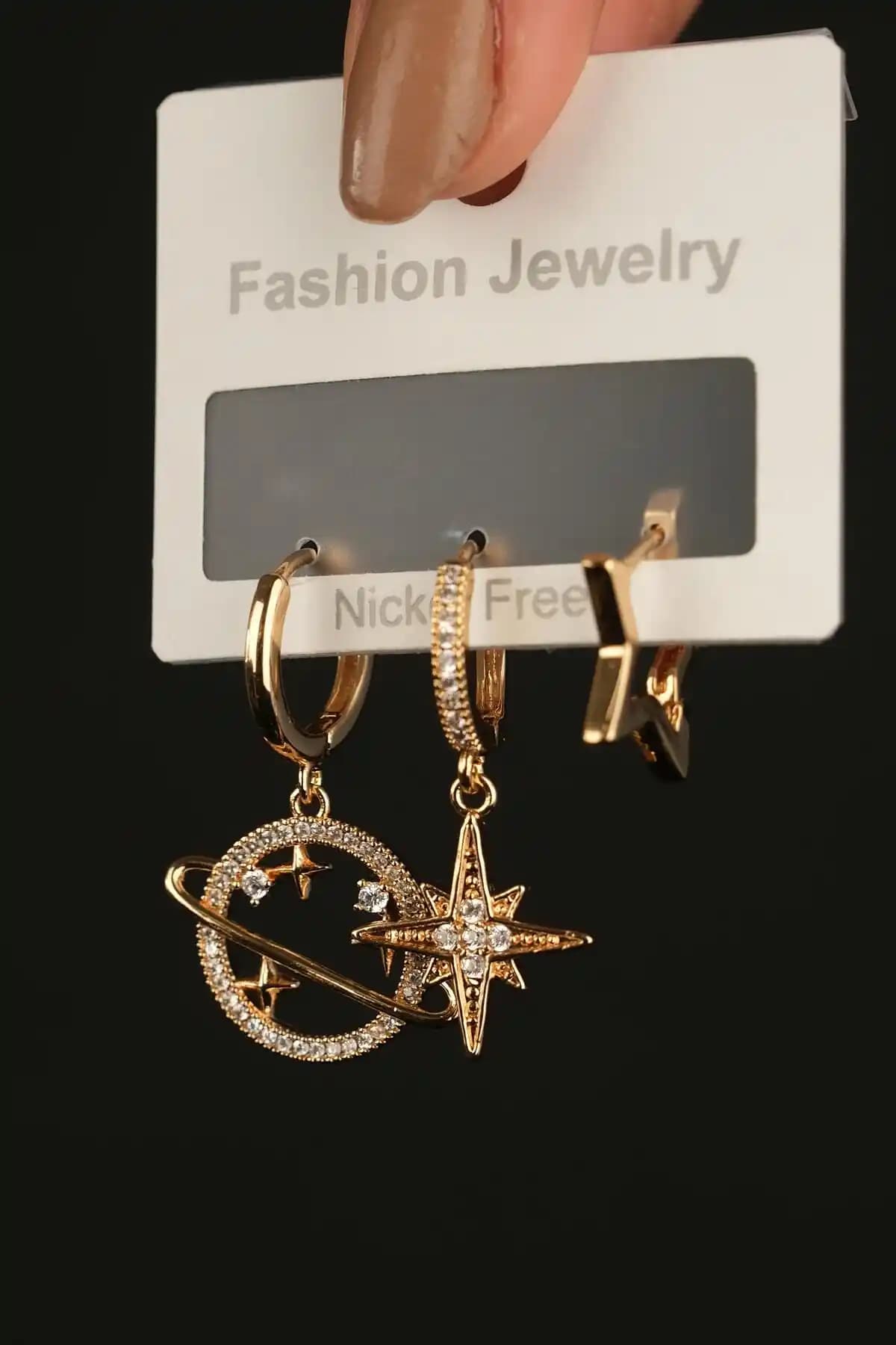 Jack Ferrero Çelik Renk Atmaz Garantili Şık ve Dayanıklı Küpe Ürün İncelemesi