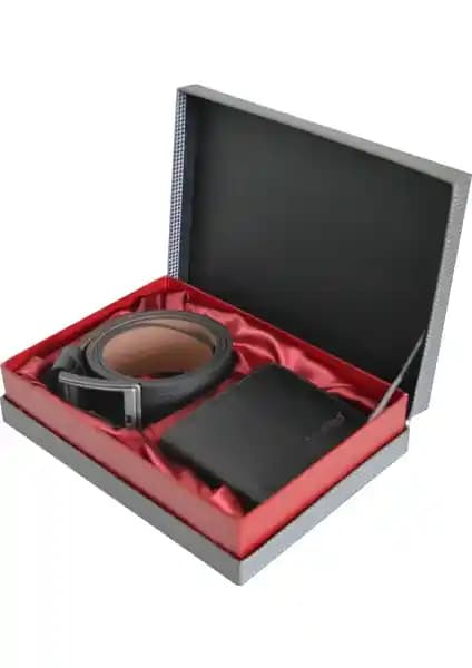 Karlino Özel Set Kemer ve Cüzdan Siyah: Şıklık ve Fonksiyonelliğin Buluşması