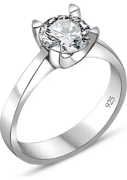 Swarovski Tektaş Yüzük 84: Zarafet ve Kalitenin Buluştuğu Şık Takı Seçeneği