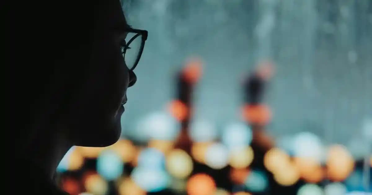 2026 Yılında Saç Dökülmesini Azaltan ve Nemlendiren Saç Bakım Ürünleri ve Yöntemleri