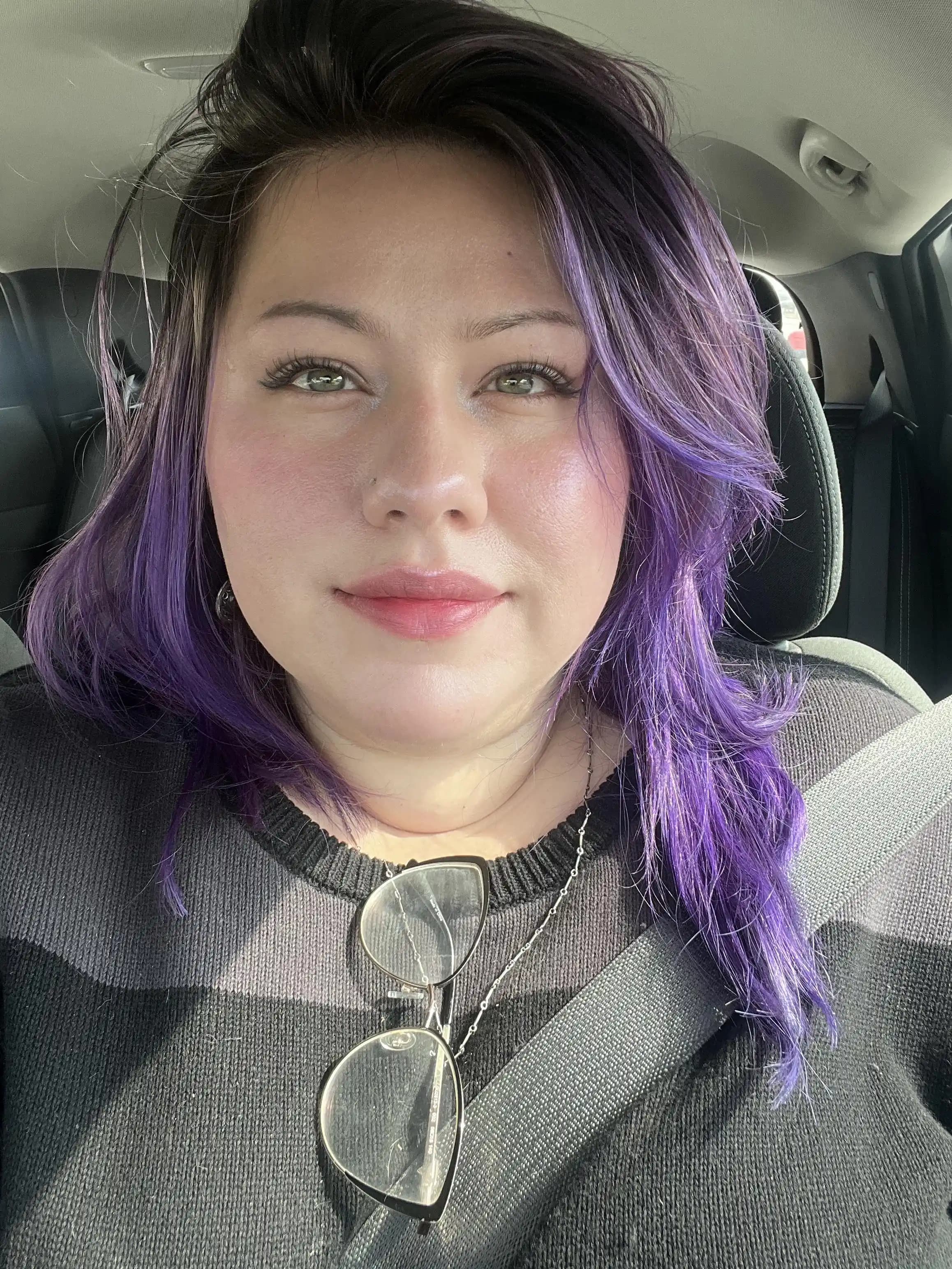 Rituel De Fille ile Doğal ve Işıltılı Makyajın Detaylı İncelemesi ve Ürün Özellikleri