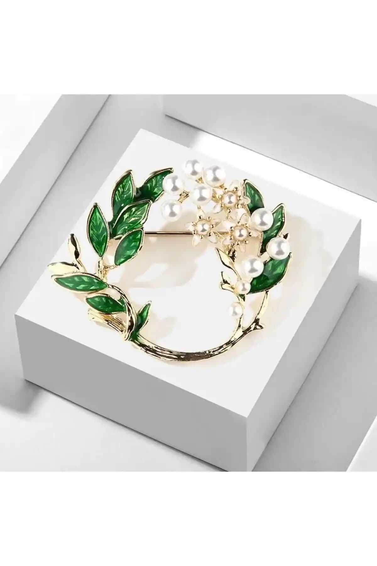 Nice For You Helen Modeli İnci Yaprak Broşu Kadınlar İçin Zarif ve Şık Takı Seçeneği