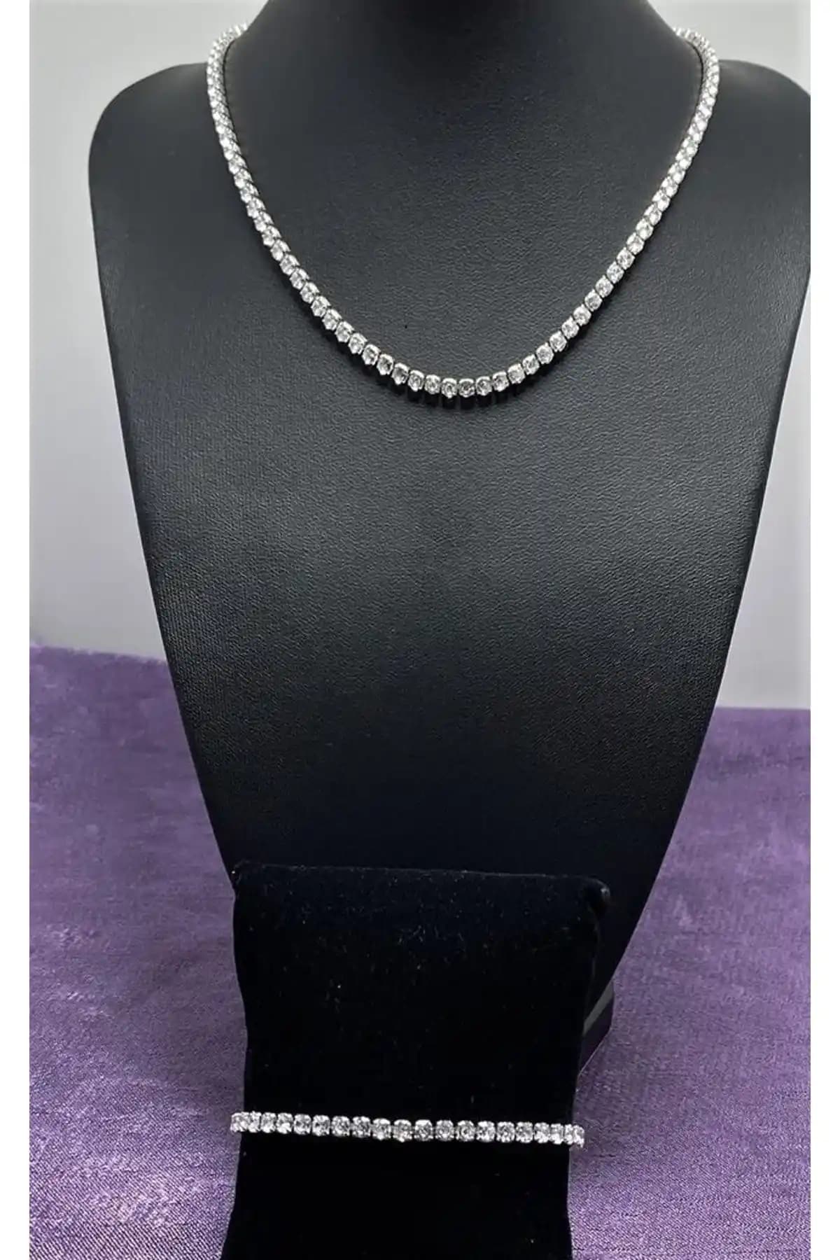 DGN Shoping'in Modern Su Yolu Kolye ve Bileklik Setleri Karşılaştırması