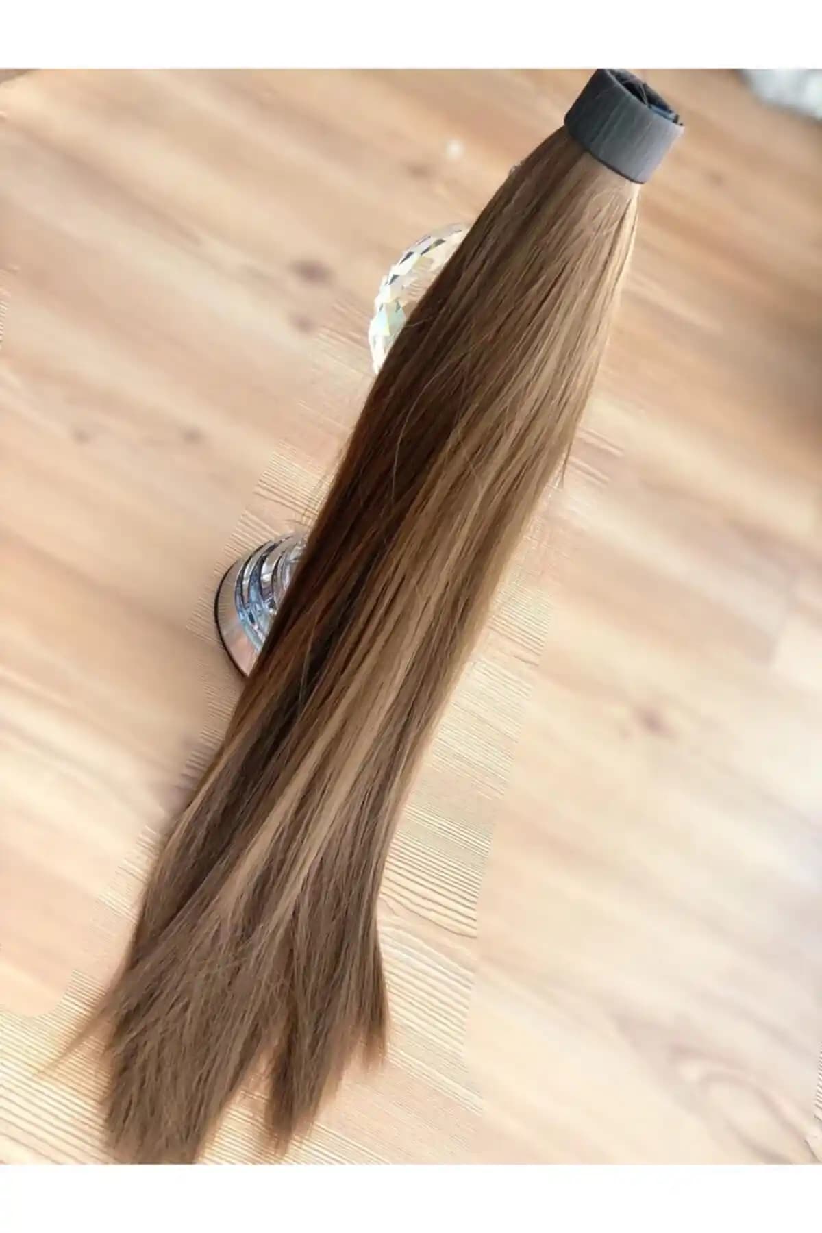 Queen Aksesuar Fiber Isıya Dayanıklı Kahverengi At Kuyruğu Postiş Özellikleri ve Kullanım Avantajları