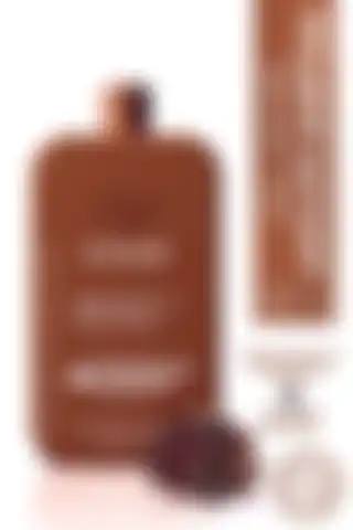 Uraw Chocolate Caffeine Shampoo: Kakao Yağı ve Kafein ile Güçlendirilmiş Şampuan