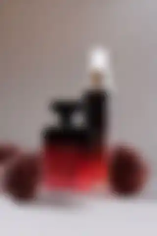 Tiaras Edt Men 100 ml ve 150 ml Vücut Mist: Kalıcılığı ve Ferahlığı ile Dikkat Çekiyor