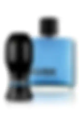 Avon Musk Marine ve Wild Country Freedom Erkek Parfüm Setleri Karşılaştırması